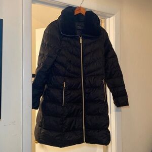 Large Michael Kors quilted coat with fur lined collar in excellent condition